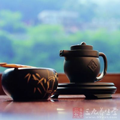 茶道進(jìn)入社區(qū)，趨向大眾化、平民化，構(gòu)成社區(qū)文化一大特色