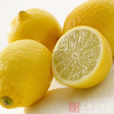 柠檬是水果中的美容佳品