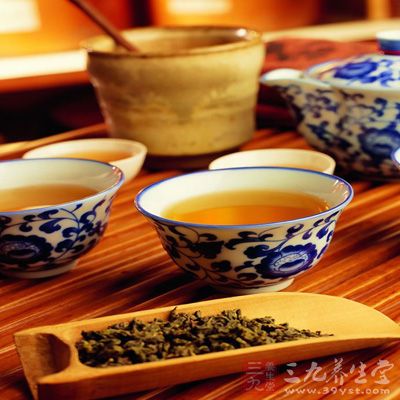 生活中有些人就受喝浓茶，假若您是妊娠高血压患者，此时就要注意