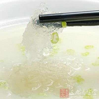 栗米雪耳胡萝卜汤