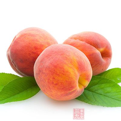 减肥期间多吃一些桃子，绝对能获得非常理想的瘦身功效