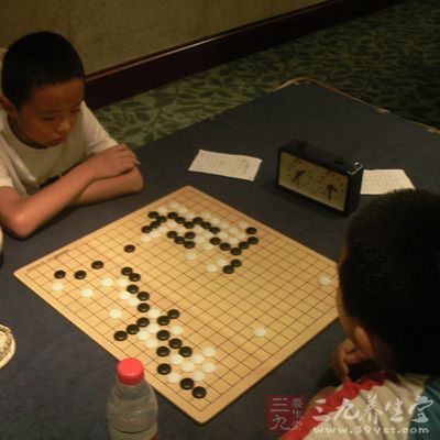 以棋定军心