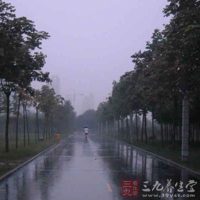 晨练的好处 晨练时间到了