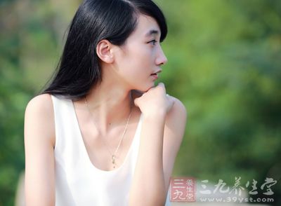 耳上有这物的女人不安分