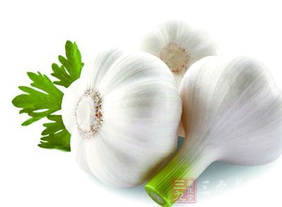 大蒜 (Garlic)又叫蒜头