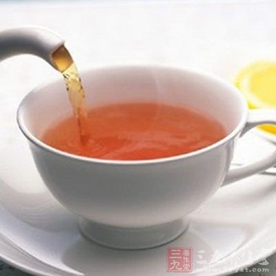 冲泡一杯红茶