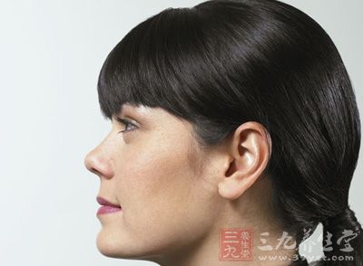 曲鬓穴大家可能不太熟悉,曲鬓穴的位置具体在人体哪里呢,对于曲鬓