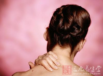<em>背痛怎么办</em> 做<em>女人</em>别让背痛毁了气质