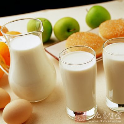 全脂牛奶和脱脂牛奶的区别 爱牛奶人士必读(2