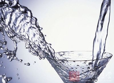 香港部分饮用水含铅超标 部分居民感到害怕