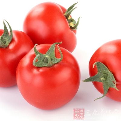 西紅柿經(jīng)低溫冷凍后，肉質(zhì)呈水泡狀