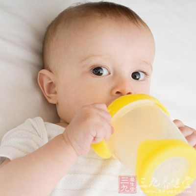 刚出生的婴儿 新生儿护理必知常识(2)