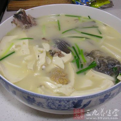 豆腐鲫鱼汤