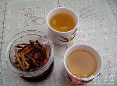 牛蒡茶是以中草药牛蒡根为原料的纯天然茶品