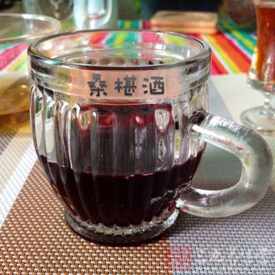 桑葚和蜂蜜都偏酸性