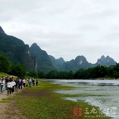 徒步漓江：风光“甲天下”