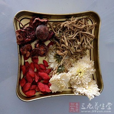 山楂菊花茶(适合虚弱体质者)