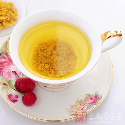 脾胃虚寒及脾胃功能较弱的人可以适当喝桂花茶温胃