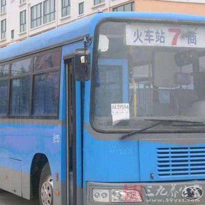 有数十条公共汽车线路