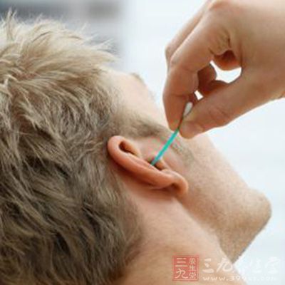 霉菌性外耳道炎通常又叫做外耳道真菌病,是一种外耳道的真菌感染性