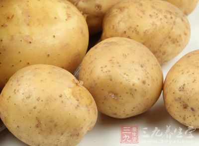 鲜土豆适量 鲜土豆适量