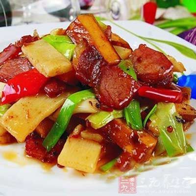 健脾開胃臘肉豆干蒜苗