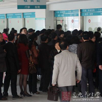 我国医疗费用五年来年均增长近两成