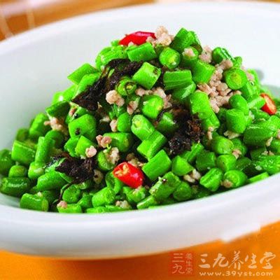 榄菜肉末四季豆