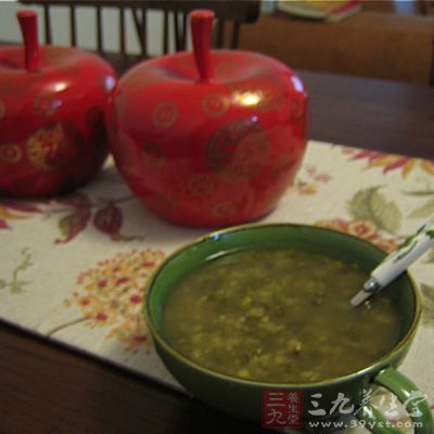 多喝绿豆糖水