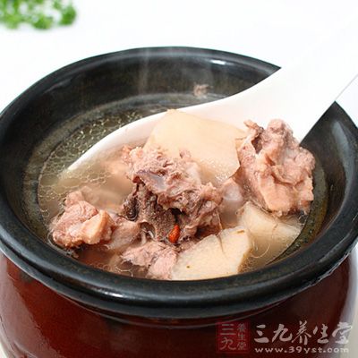 首乌羊排汤的制作方法