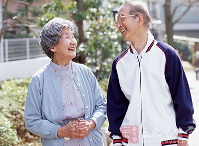 老人痴呆 怎么帮父母远离老年痴呆
