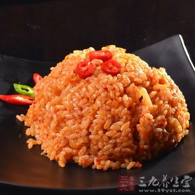 辣白菜炒饭的制作方法