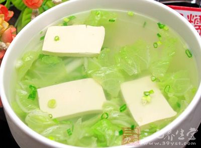 白菜豆腐汤 清淡汤品给您清爽一夏