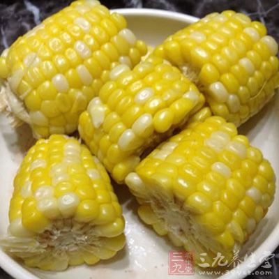 食材主料：玉米8個，輔料水適量