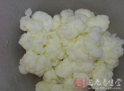 雪莲菌也是菌类的一种