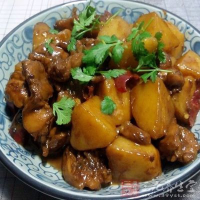 家常鸡腿炖土豆的制作方法