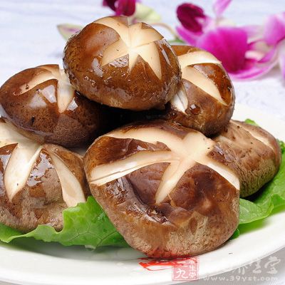 主要是蘑菇、香菇、猴头菇、草菇、黑木耳 主要是蘑菇、香菇、猴头菇、草菇、黑木耳