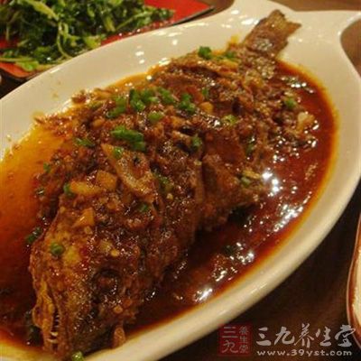 大黄鱼：黄鱼不能与中药荆芥同食;吃鱼前后忌喝茶;不宜与荞麦同食