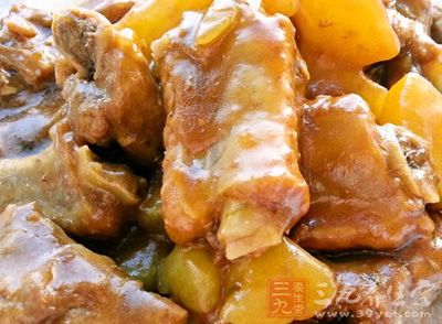 土豆炖排骨的制作方法