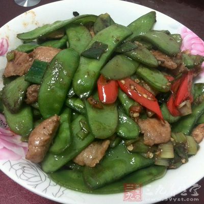 出鍋前加點(diǎn)雞精，四季豆炒肉就可以了