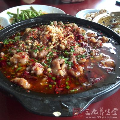 专家：刺激性食物会加重炎症