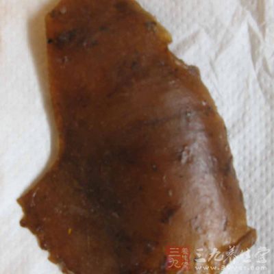 蟾酥如大豆许，白丁香十五枚