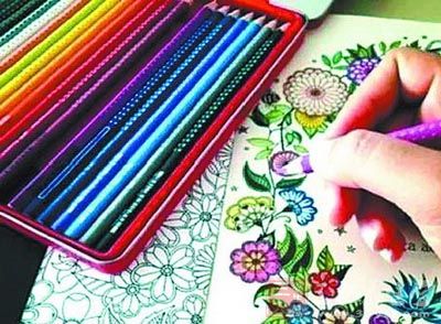 减压涂色游戏攀比会增压 儿童长时间涂有损视