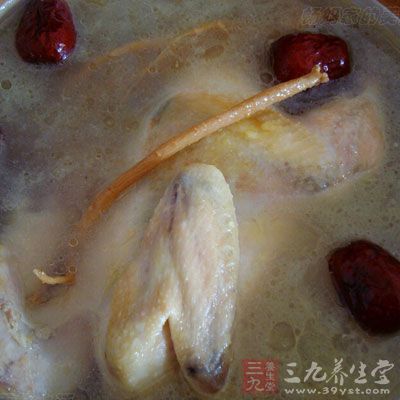 冻疮食疗方之归参炖母鸡