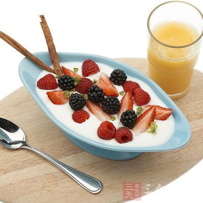 营养是性爱的物质基础。大多数中年人都有这样的体验:60年代的严重自然灾害期间,人们普遍营养不良 营养是性爱的物质基础。大多数中年人都有这样的体验:60年代的严重自然灾害期间,人们普遍营养不良