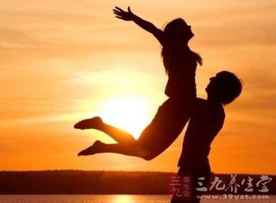 我们只有在家里才感到舒服和安全 我们只有在家里才感到舒服和安全