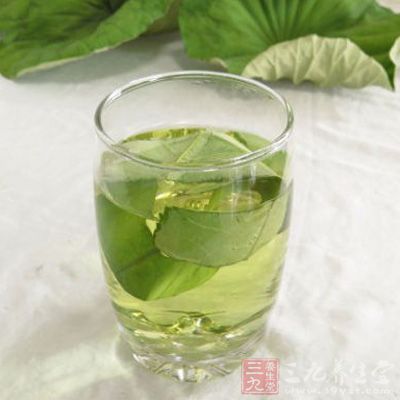 荷葉3～5克沖泡飲用，口臭可除