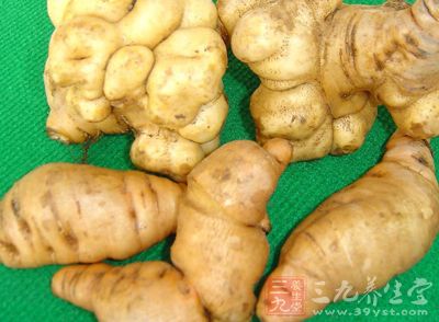 生地甘寒质润,既善凉血泻热,又善养阴生津 生地甘寒质润,既善凉血泻热,又善养阴生津