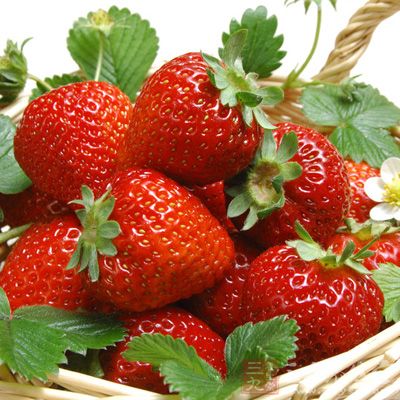 在草莓中含有的一种叫天冬氨酸的神奇物质