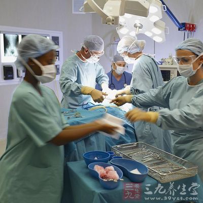 剖腹产可以同时处理掉产妇腹腔内的其他疾病